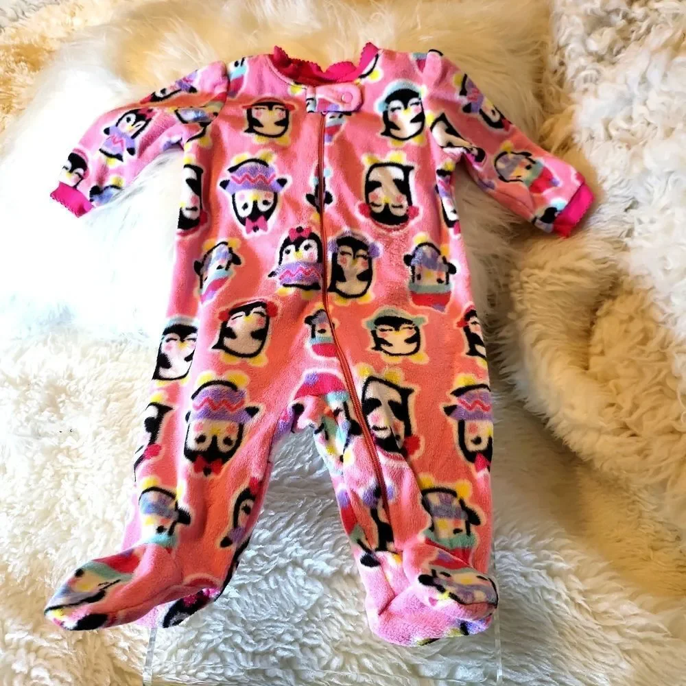 A onsie soft fleece penguins all over it garanimals 0-3months